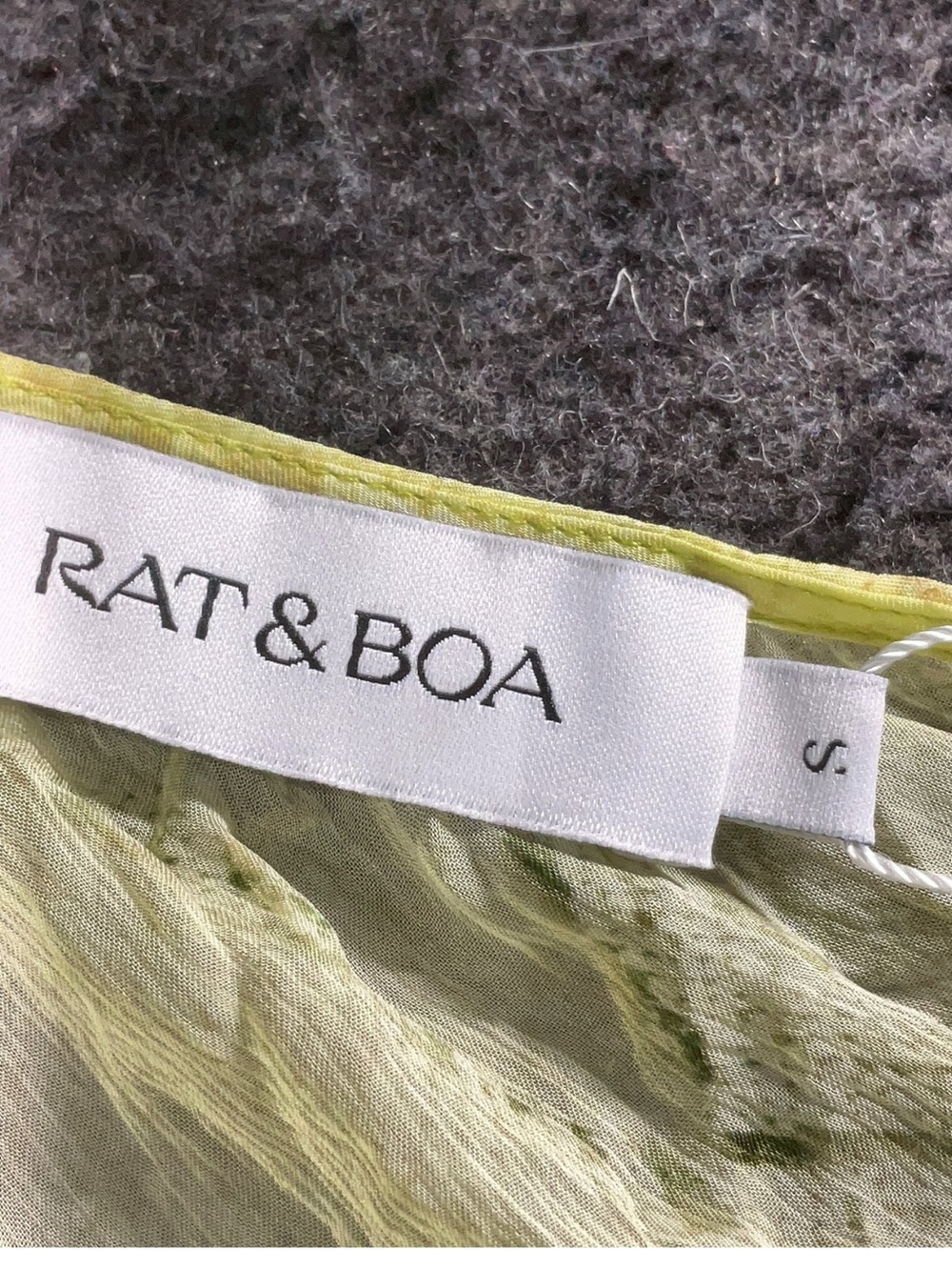NWT! Cobra Skirt Lime - Picture 5 of 7